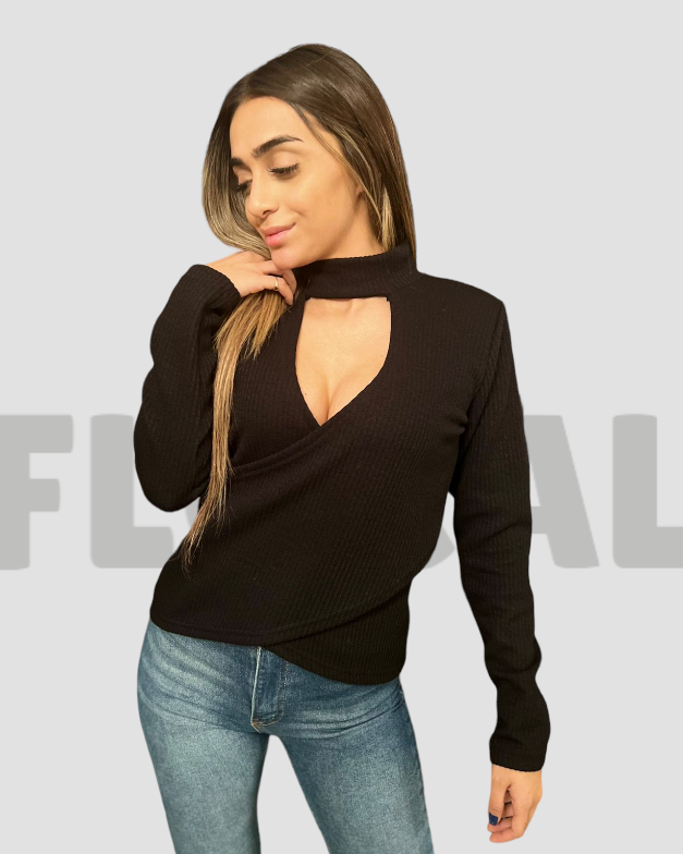 Cross Top Collar Black Cross Top Collar Black