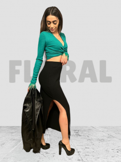 Skirt Wool RIB Black (Right Side Slit)