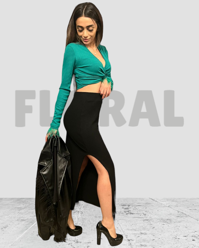 Skirt Wool RIB Black (Right Side Slit) Skirt Wool RIB Black (Right Side Slit)