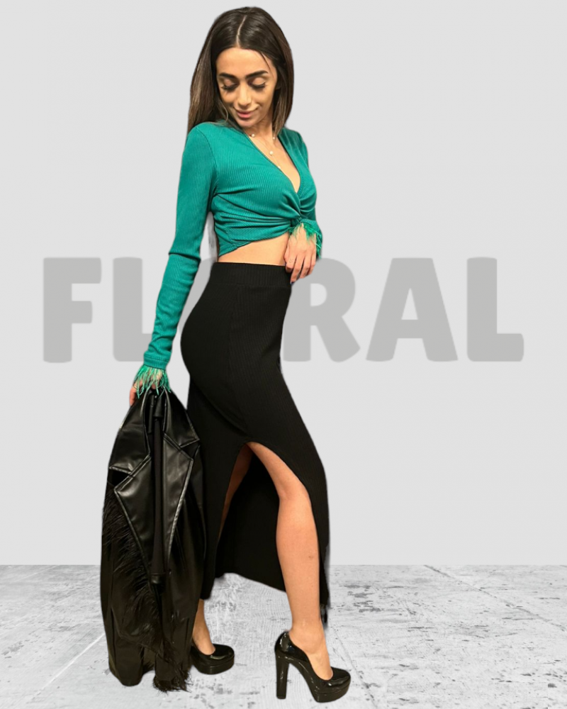 Skirt Wool RIB Black (Right Side Slit)